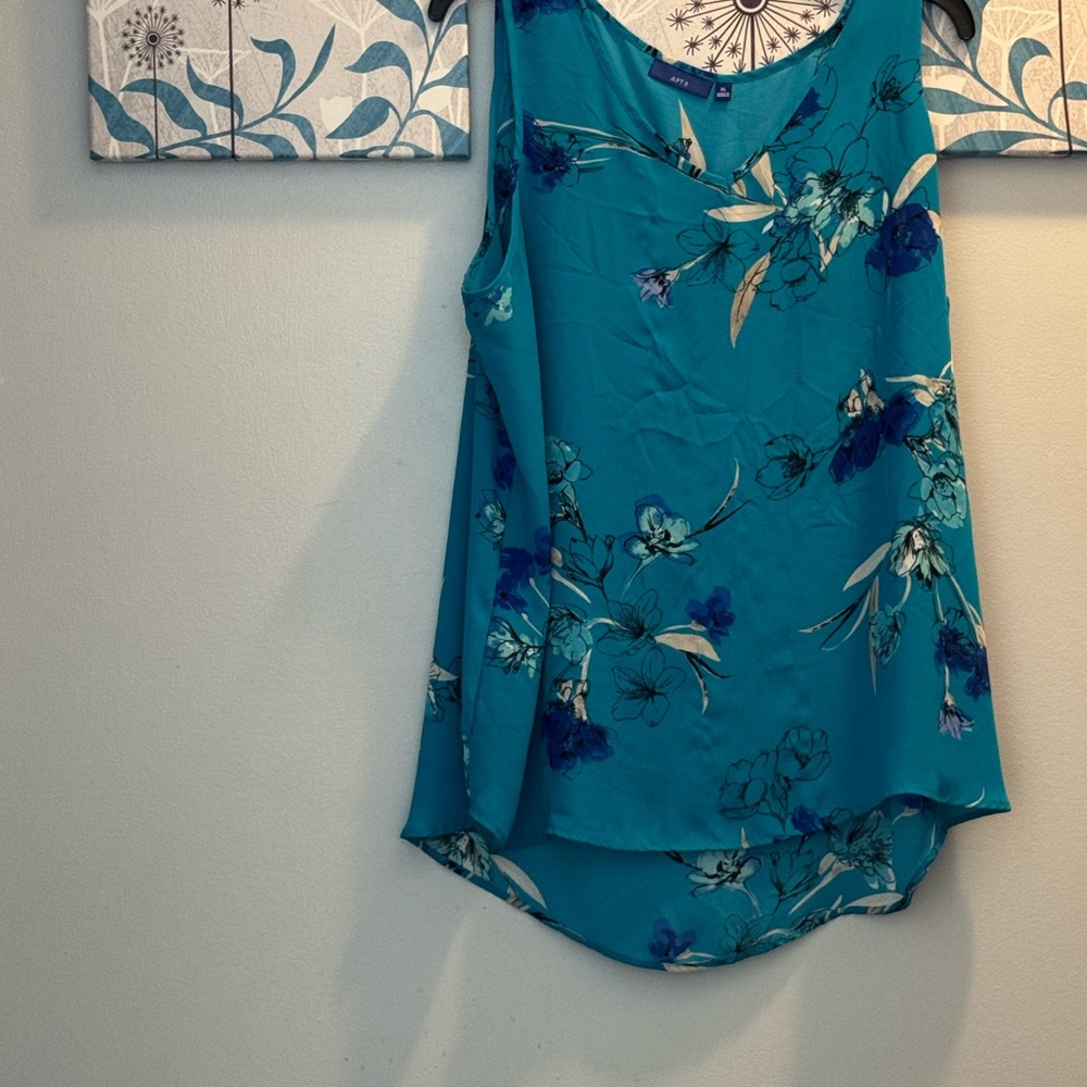 Apt. 9 Teal Floral Sleeveless Blouse size Xl Women’s
